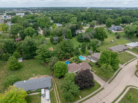 Tiny photo for 3726 Ridgewood Drive, Davenport, IA 52807 (MLS # 12676734)