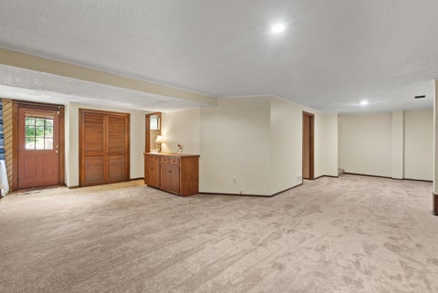 Tiny photo for 3726 Ridgewood Drive, Davenport, IA 52807 (MLS # 12676734)