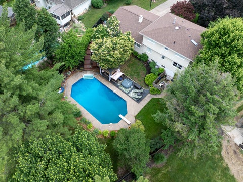 Tiny photo for 3726 Ridgewood Drive, Davenport, IA 52807 (MLS # 12676734)