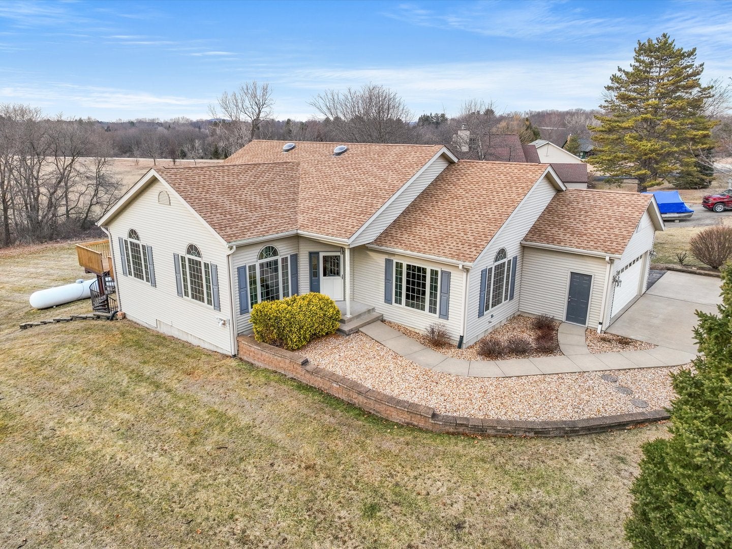 9A184 Cottonwood Court
