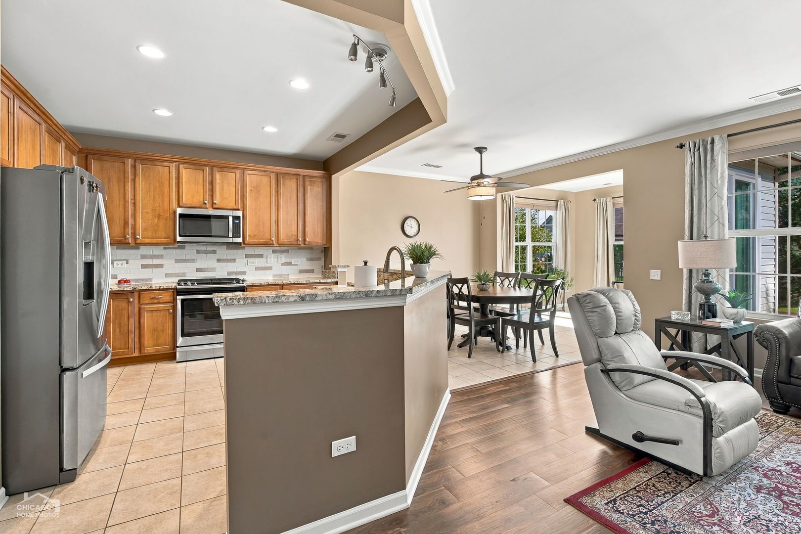 12382 Scarlet Drive
