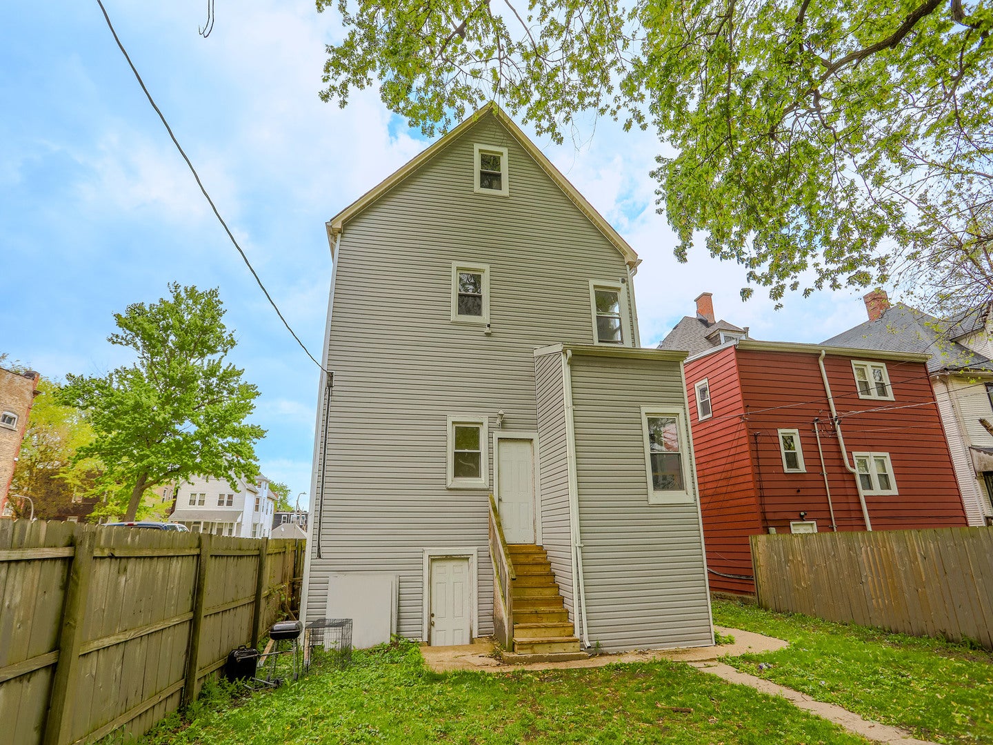 224 N Lockwood Avenue
