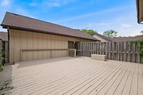 Tiny photo for 21 Kyle Court, Willowbrook, IL 60527 (MLS # 12684897)