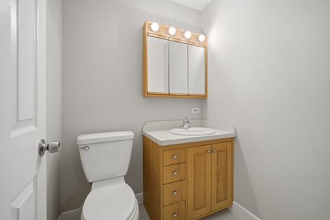 Tiny photo for 936 E Old Willow Road #104, Prospect Heights, IL 60070 (MLS # 12550261)