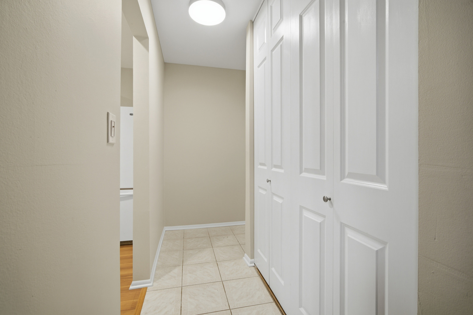 936 E Old Willow Road 104