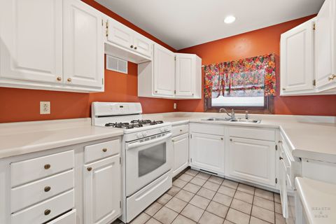 Tiny photo for 4911 Redbird Lane, Crystal Lake, IL 60012 (MLS # 12556921)