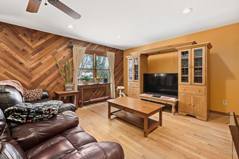 Tiny photo for 4911 Redbird Lane, Crystal Lake, IL 60012 (MLS # 12556921)