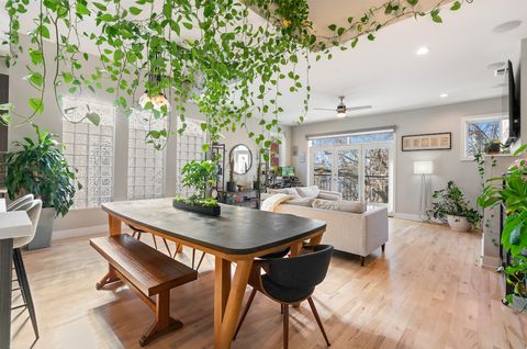 Tiny photo for 817 N Winchester Avenue #3, Chicago, IL 60622 (MLS # 12582644)