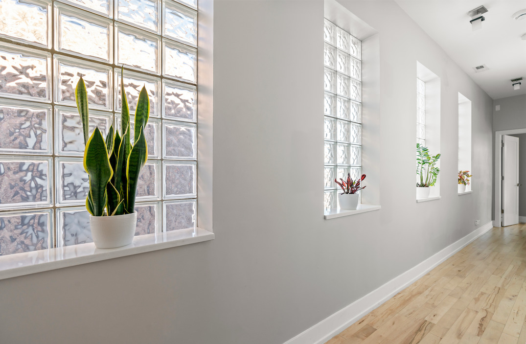 817 N Winchester Avenue 3