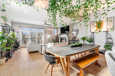 Tiny photo for 817 N Winchester Avenue #3, Chicago, IL 60622 (MLS # 12582644)