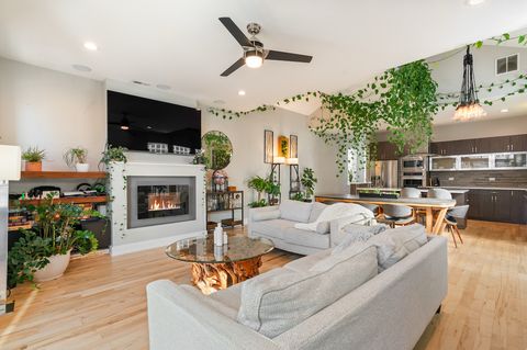 Tiny photo for 817 N Winchester Avenue #3, Chicago, IL 60622 (MLS # 12582644)