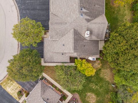 Tiny photo for 30W012 Mayfair Court, Warrenville, IL 60555 (MLS # 12486315)