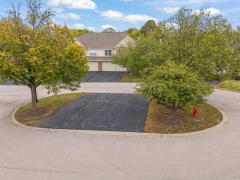 Tiny photo for 30W012 Mayfair Court, Warrenville, IL 60555 (MLS # 12486315)