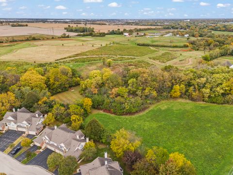 Tiny photo for 30W012 Mayfair Court, Warrenville, IL 60555 (MLS # 12486315)