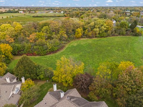 Tiny photo for 30W012 Mayfair Court, Warrenville, IL 60555 (MLS # 12486315)