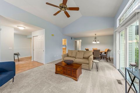 Tiny photo for 30W012 Mayfair Court, Warrenville, IL 60555 (MLS # 12486315)