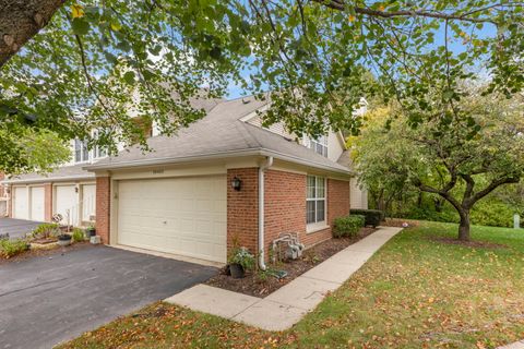 Tiny photo for 30W012 Mayfair Court, Warrenville, IL 60555 (MLS # 12486315)