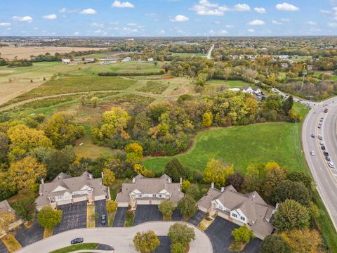 Tiny photo for 30W012 Mayfair Court, Warrenville, IL 60555 (MLS # 12486315)