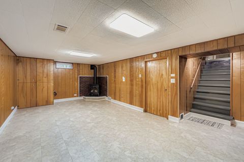 Tiny photo for 34 N Reuter Drive, Arlington Heights, IL 60005 (MLS # 12502591)