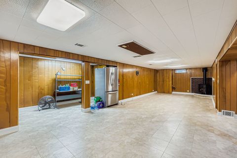 Tiny photo for 34 N Reuter Drive, Arlington Heights, IL 60005 (MLS # 12502591)