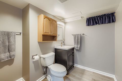 Tiny photo for 34 N Reuter Drive, Arlington Heights, IL 60005 (MLS # 12502591)