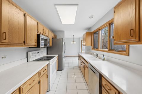 Tiny photo for 1125 Foxtail Court, Darien, IL 60561 (MLS # 12594141)