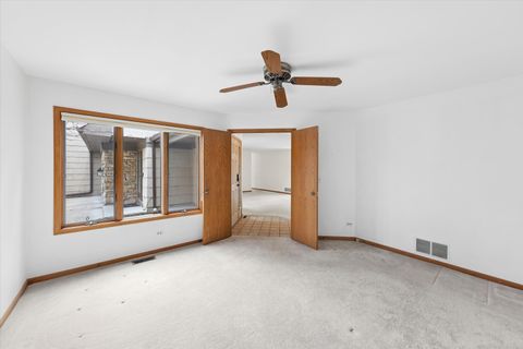 Tiny photo for 1125 Foxtail Court, Darien, IL 60561 (MLS # 12594141)