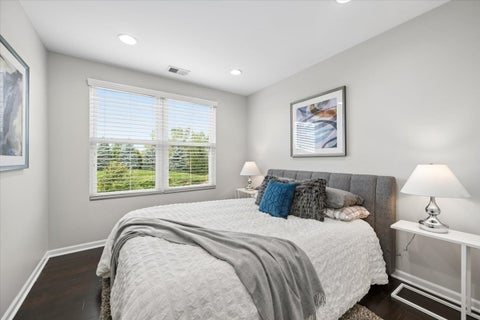 Tiny photo for 3279 Coral Lane, Glenview, IL 60026 (MLS # 12746652)