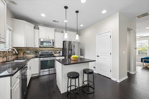 Tiny photo for 3279 Coral Lane, Glenview, IL 60026 (MLS # 12746652)