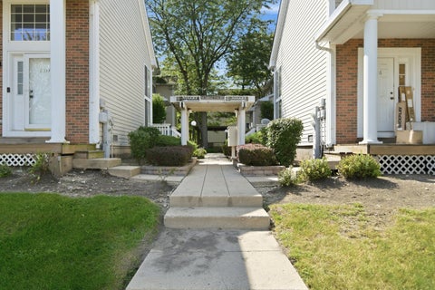 Tiny photo for 6374 Nugget Circle, Hanover Park, IL 60133 (MLS # 12755463)