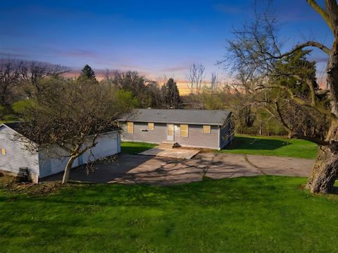 Tiny photo for 23007 Lovell Road, Sycamore, IL 60178 (MLS # 12597336)