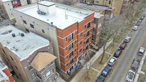 Tiny photo for 6835 S Cornell Avenue #2S, Chicago, IL 60649 (MLS # 12492421)