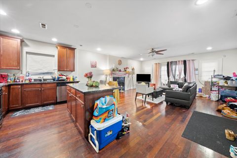 Tiny photo for 6835 S Cornell Avenue #2S, Chicago, IL 60649 (MLS # 12492421)