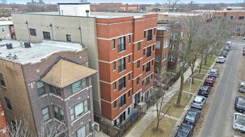 Tiny photo for 6835 S Cornell Avenue #2S, Chicago, IL 60649 (MLS # 12492421)