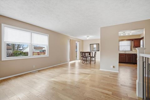 Tiny photo for 1204 Kim Drive, Bloomington, IL 61704 (MLS # 12595019)