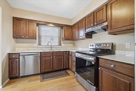 Tiny photo for 1204 Kim Drive, Bloomington, IL 61704 (MLS # 12595019)