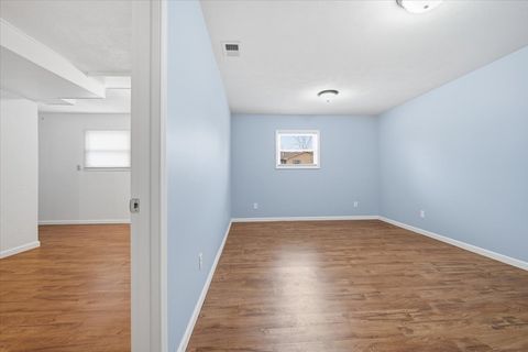 Tiny photo for 1204 Kim Drive, Bloomington, IL 61704 (MLS # 12595019)