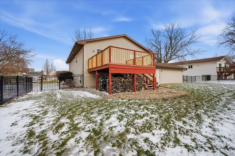 Tiny photo for 1204 Kim Drive, Bloomington, IL 61704 (MLS # 12595019)