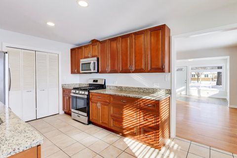 Tiny photo for 4350 Elm Avenue, Lyons, IL 60534 (MLS # 12556797)