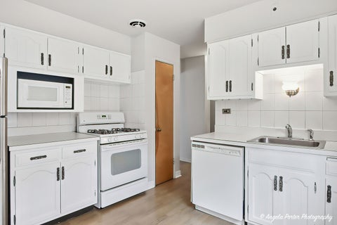 Tiny photo for 4912 CRAIN Street E #B, Skokie, IL 60077 (MLS # 12746432)