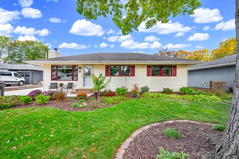 Tiny photo for 6 Wilmette Drive, Normal, IL 61761 (MLS # 12697720)