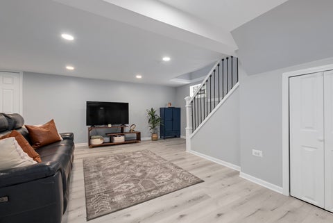 Tiny photo for 10831 S Longwood Drive, Chicago, IL 60643 (MLS # 12669121)