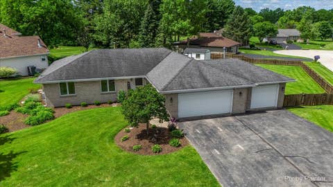 Tiny photo for 7585 Derby Close, Caledonia, IL 61011 (MLS # 12694043)