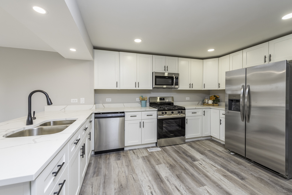 24199 W Beach Grove Road