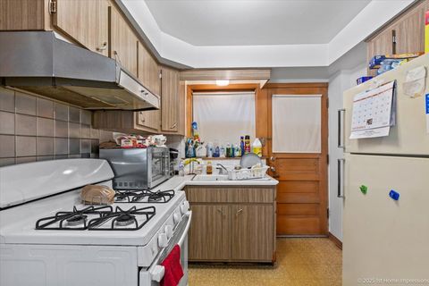 Tiny photo for 3176 W Meadow Lane Drive #40, Merrionette Park, IL 60803 (MLS # 12482623)