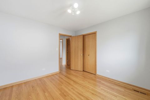 Tiny photo for 8920 Emerald Court, Hickory Hills, IL 60457 (MLS # 12625570)