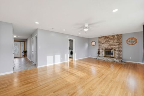 Tiny photo for 8920 Emerald Court, Hickory Hills, IL 60457 (MLS # 12625570)