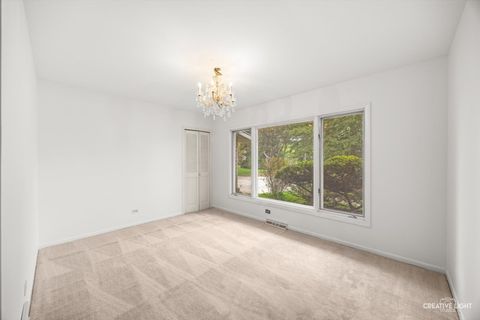 Tiny photo for 305 S Lambert Road, Glen Ellyn, IL 60137 (MLS # 12627360)