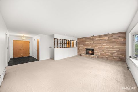 Tiny photo for 305 S Lambert Road, Glen Ellyn, IL 60137 (MLS # 12627360)