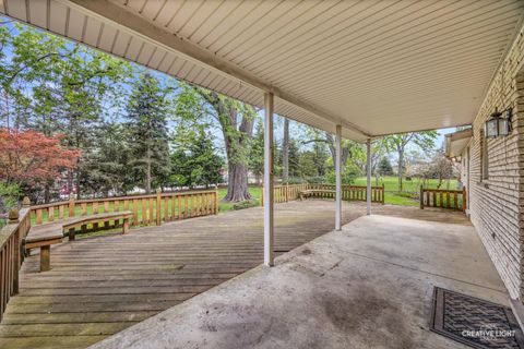 Tiny photo for 305 S Lambert Road, Glen Ellyn, IL 60137 (MLS # 12627360)